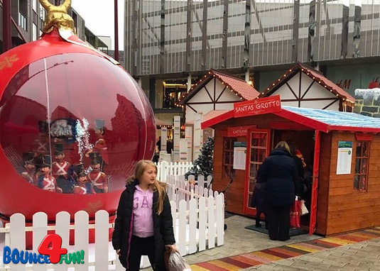 Giant Christmas Bauble!