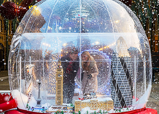 Magical Snow Globe Photo Booth!